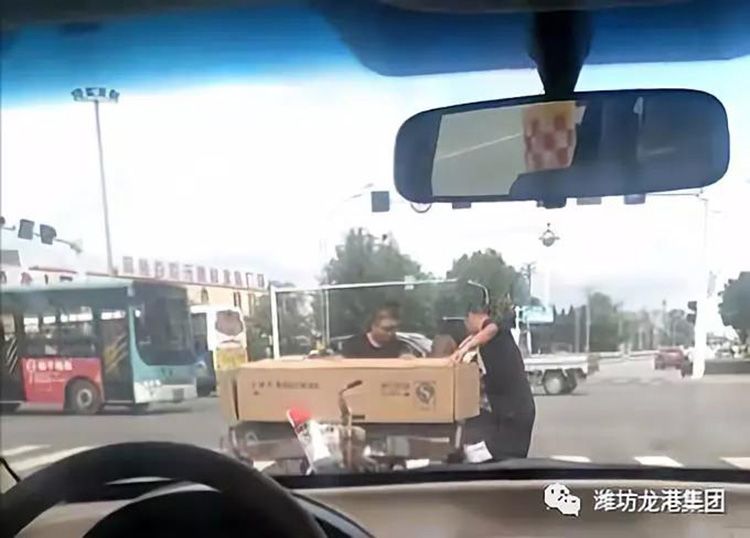 弘揚(yáng)正能量——龍港集團(tuán)員工見義勇為事跡！