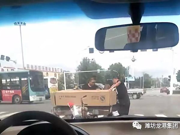 弘揚(yáng)正能量——龍港集團(tuán)員工見義勇為事跡！