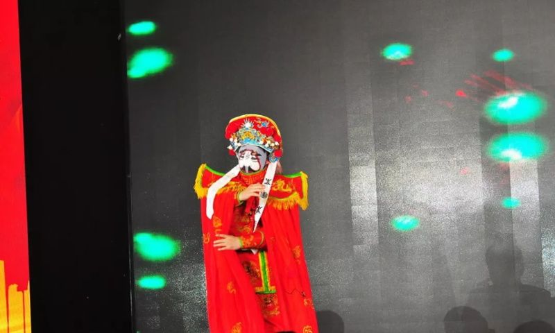 “感恩相伴?筑夢同行”——龍港集團2019新春年會盛大舉行！