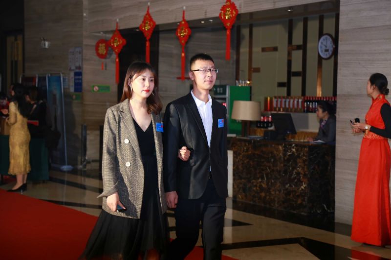 “凝心聚力 ·砥礪前行”— 龍港集團(tuán)2020新春年會完美收官！