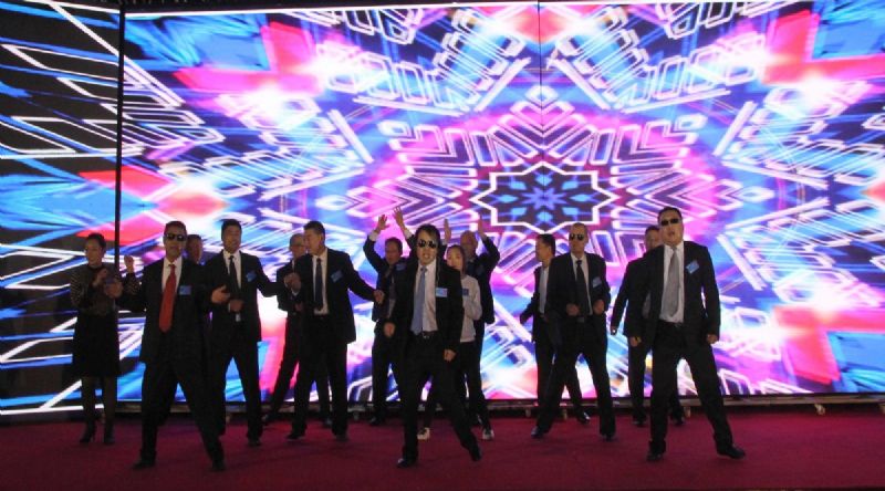 “凝心聚力 ·砥礪前行”— 龍港集團(tuán)2020新春年會完美收官！