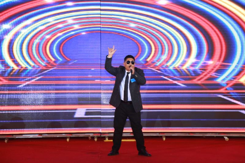 “凝心聚力 ·砥礪前行”— 龍港集團(tuán)2020新春年會完美收官！