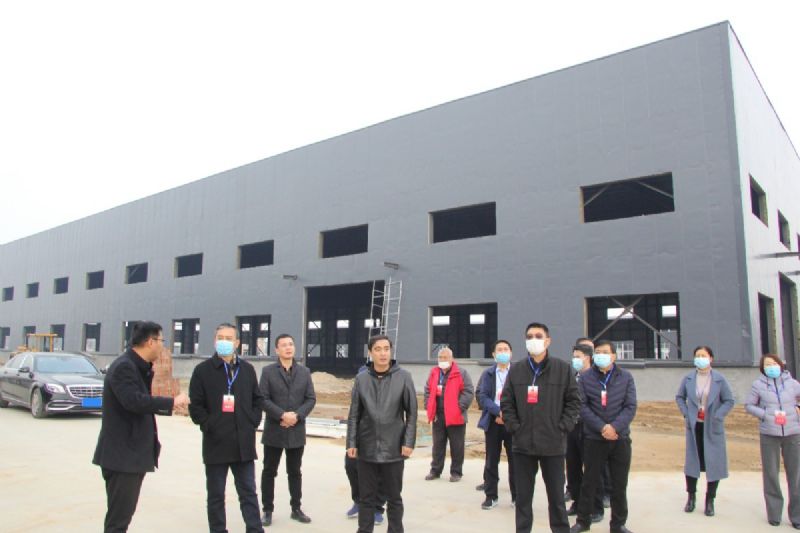 市人大常委會(huì)黨組書(shū)記、主任李中福一行到龍港新材料公司調(diào)研
