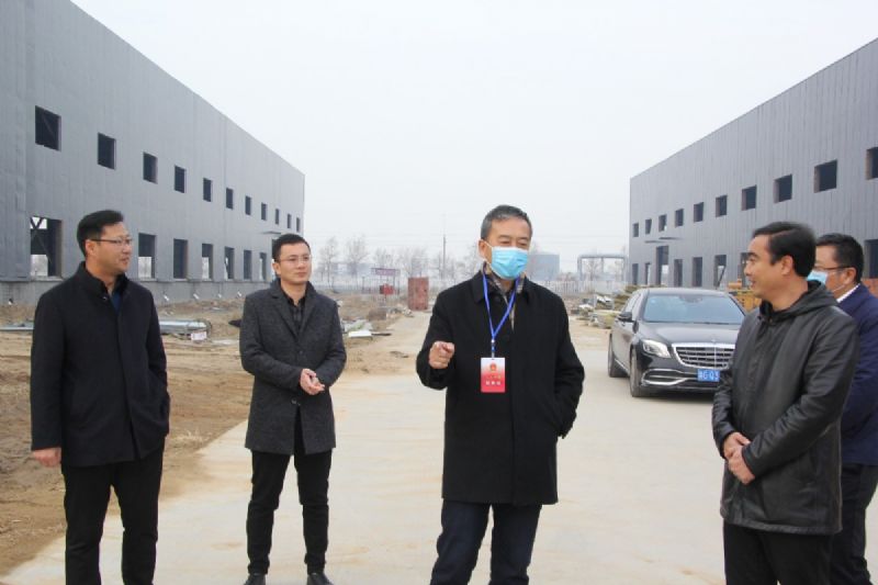 市人大常委會(huì)黨組書(shū)記、主任李中福一行到龍港新材料公司調(diào)研