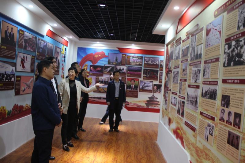 黨建共建互融共促，凝聚力量爭創(chuàng)一流 ——龍港物業(yè)黨支部與育秀學校黨支部黨建共建共享活動圓滿啟動