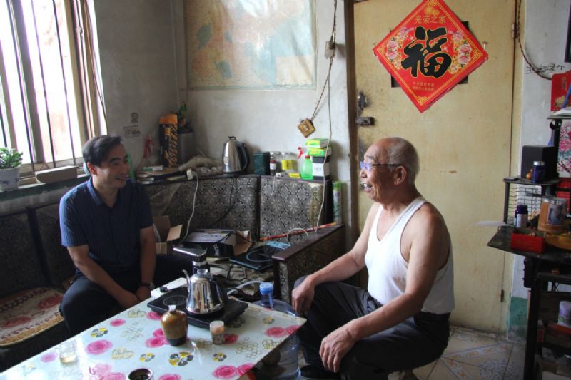 情系老黨員，慰問暖人心——新生代企業(yè)家代表、龍港集團(tuán)常務(wù)副總經(jīng)理王敬武走訪慰問老黨員