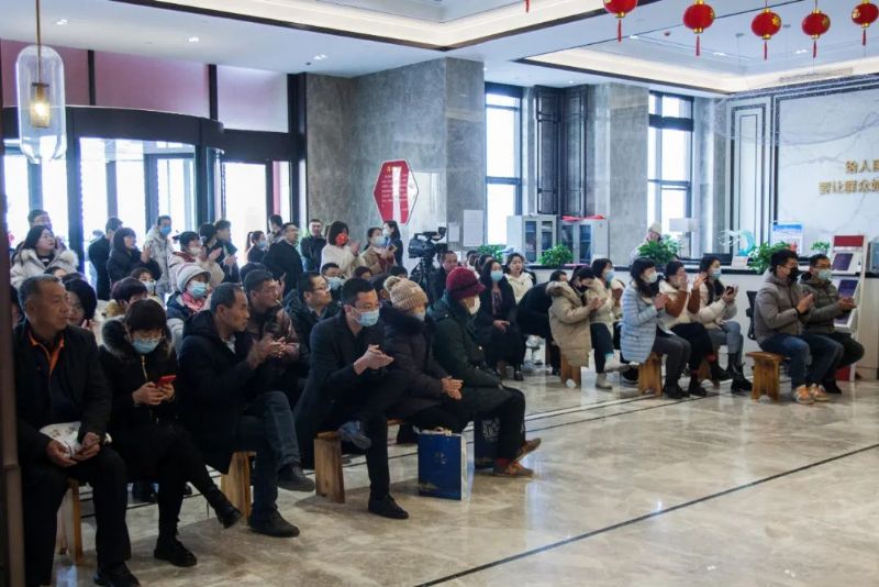 龍港·育秀園項(xiàng)目A區(qū)節(jié)后復(fù)工儀式暨“我們的中國夢 文化進(jìn)萬家”昌邑市2022文化惠民演出育秀園專場隆重舉行！